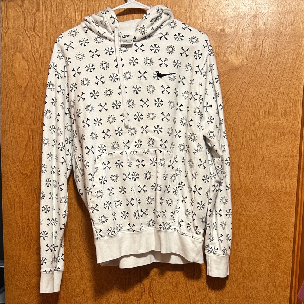 Nike White and Black Patterned Hoodie